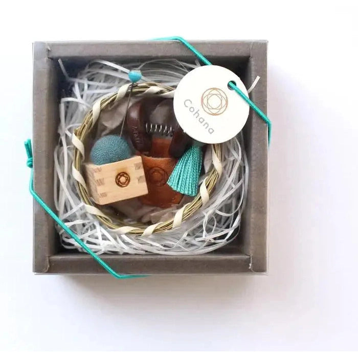 Cohana Seki Mini Scissors and Square Needle Cushion Set