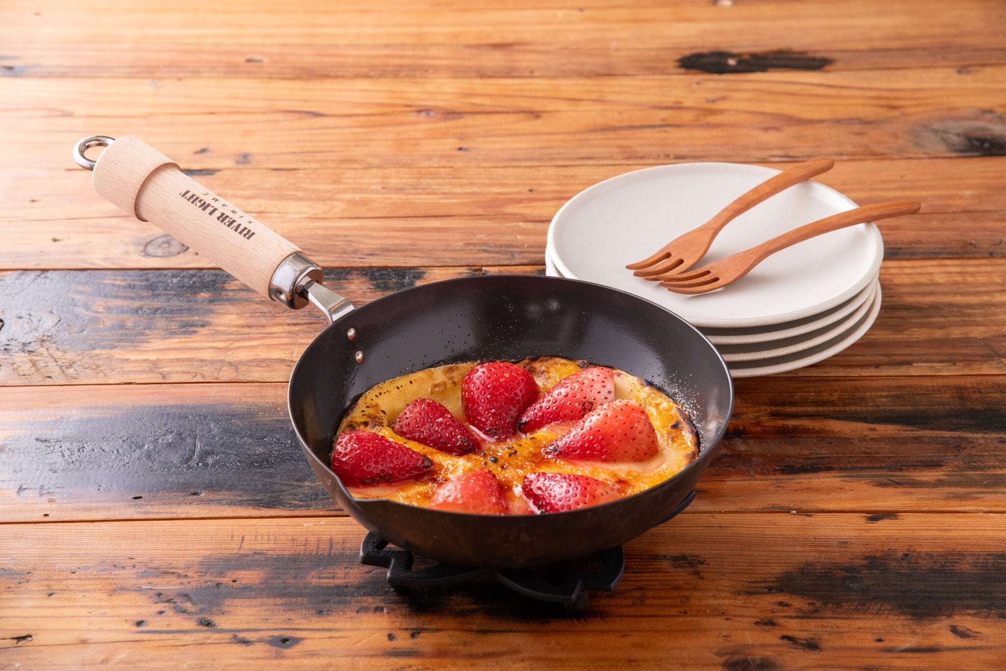 River Light Kiwame Premium nitrided iron Peking wok in use