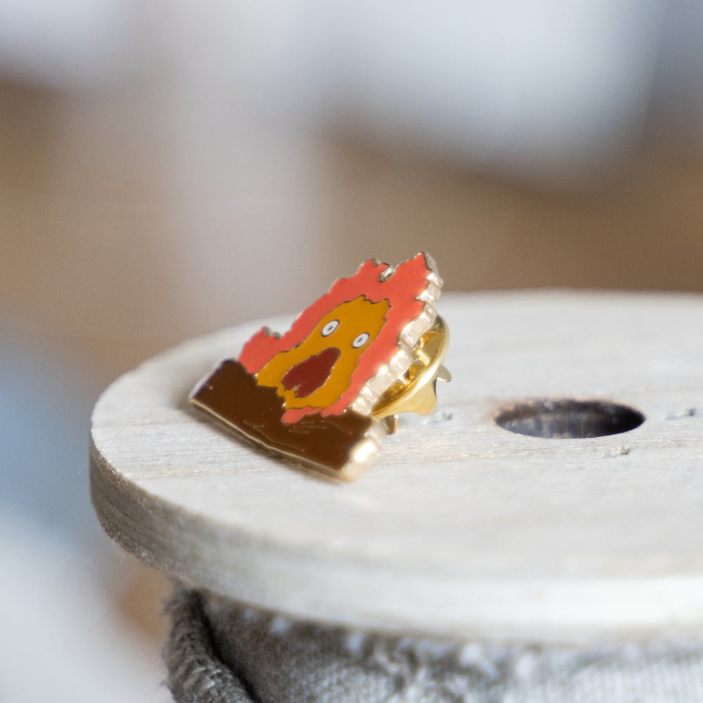 Ensky Howl’s Moving Castle Calcifer Pin Badge