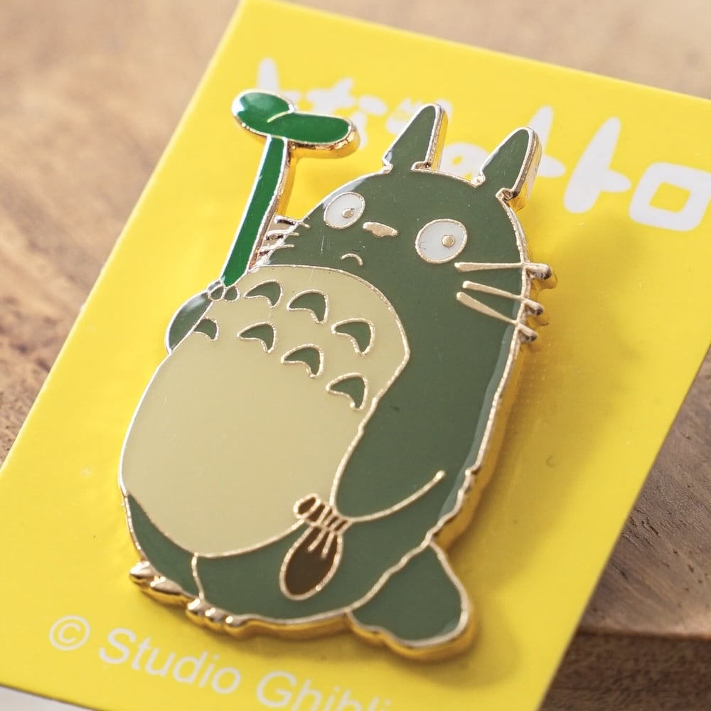 Ensky My Neighbor Totoro Big Totoro – Standing Pin Badge