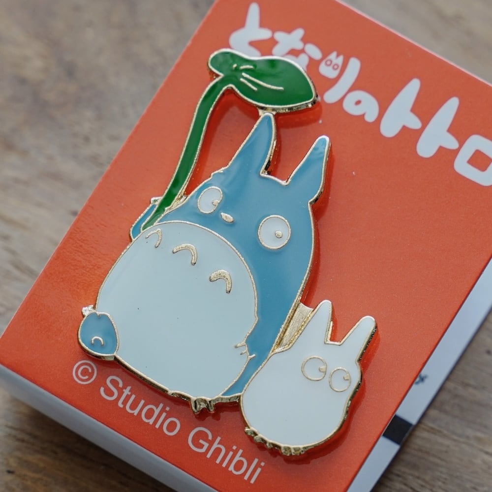 Ensky My Neighbor Totoro Medium & Small Totoro Pin Badge