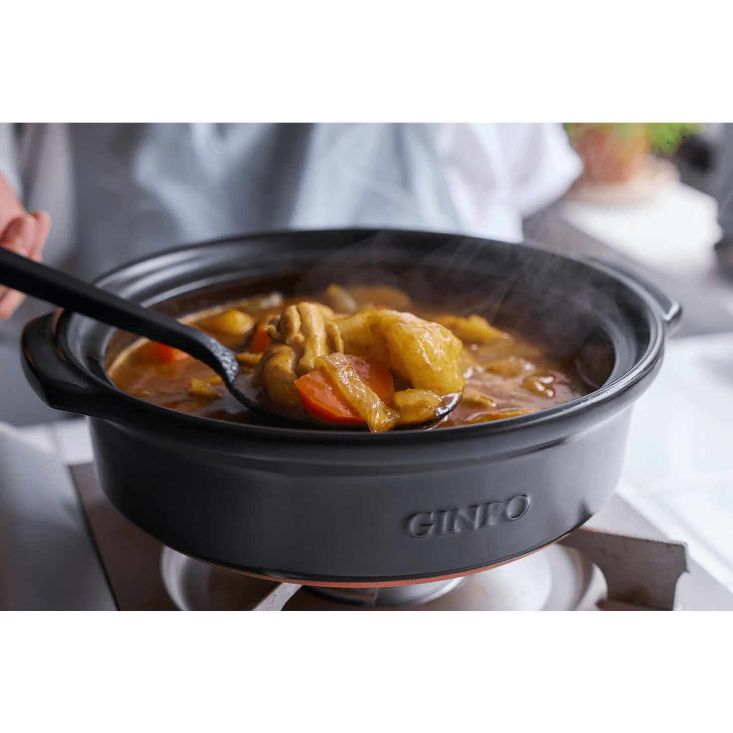 Ginpo Kikka Donabe Clay Pot - White Kohiki - Size 8 Deep