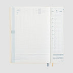 Hobonichi Techo 2024 A6 HON Tomitaro Makino: Yamazakura English Ver.