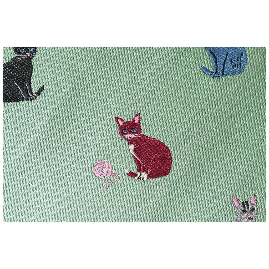 Hobonichi Techo 2024 Weeks Bow & Tie: Cats & Me JPN/Tall & Slim/Apr Start