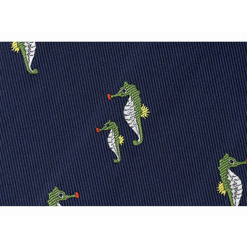 Hobonichi Techo 2024 Weeks Bow & Tie: Tiny Dragons JPN/Tall & Slim/Apr Start