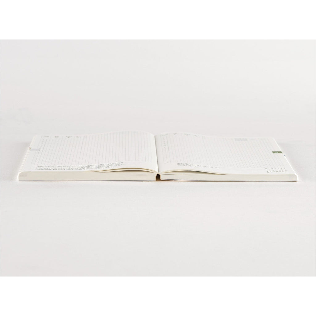 Hobonichi Techo 2025 English Cousin Book A5 size/Daily/Jan start/Mon start