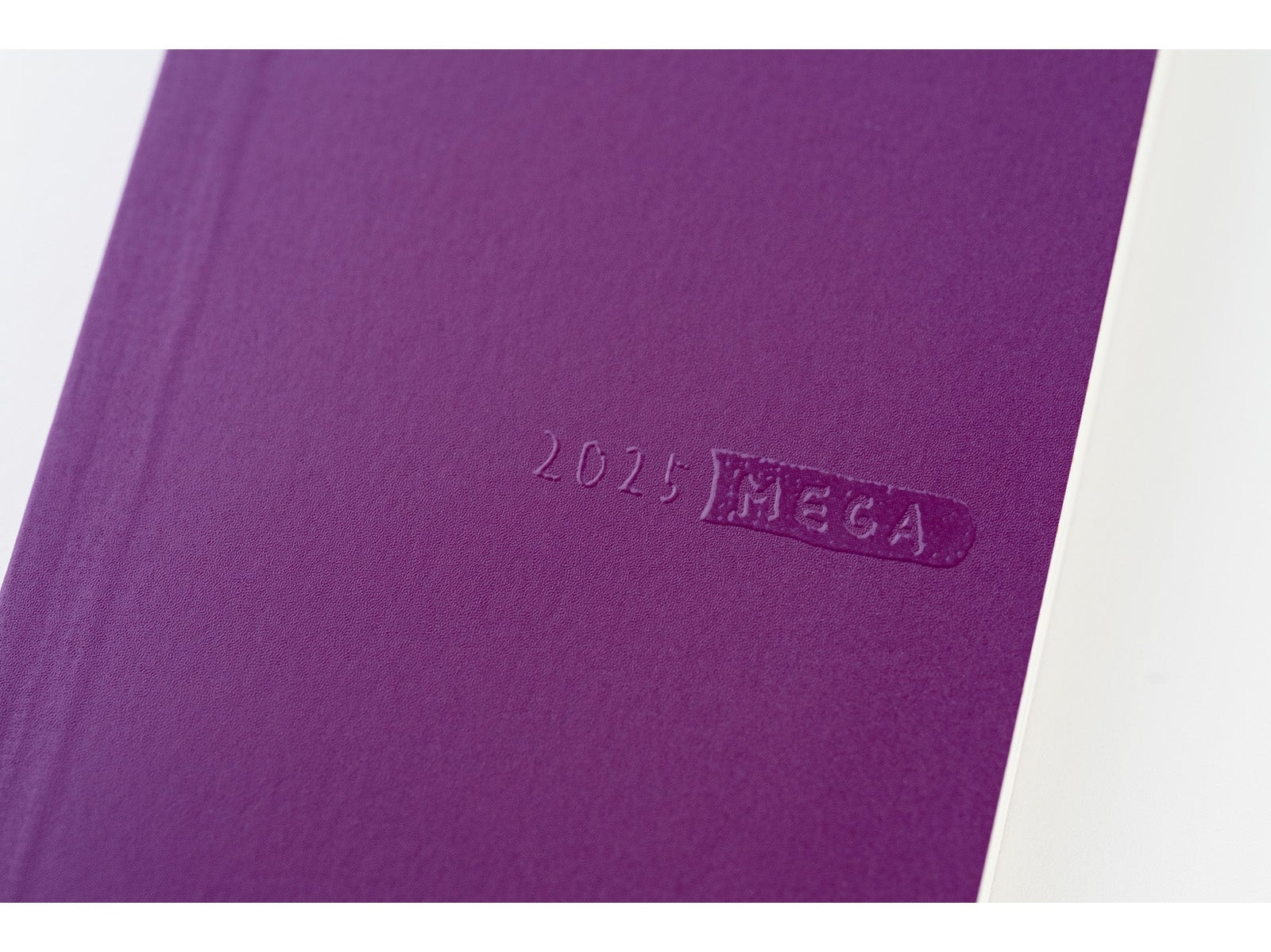 Hobonichi Techo 2025 Weeks MEGA - Sneaker: Rich Purple