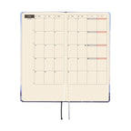 Hobonichi Techo 2026 Weeks ENG April weekly spread with Japanese and English day labels and colored date blocks