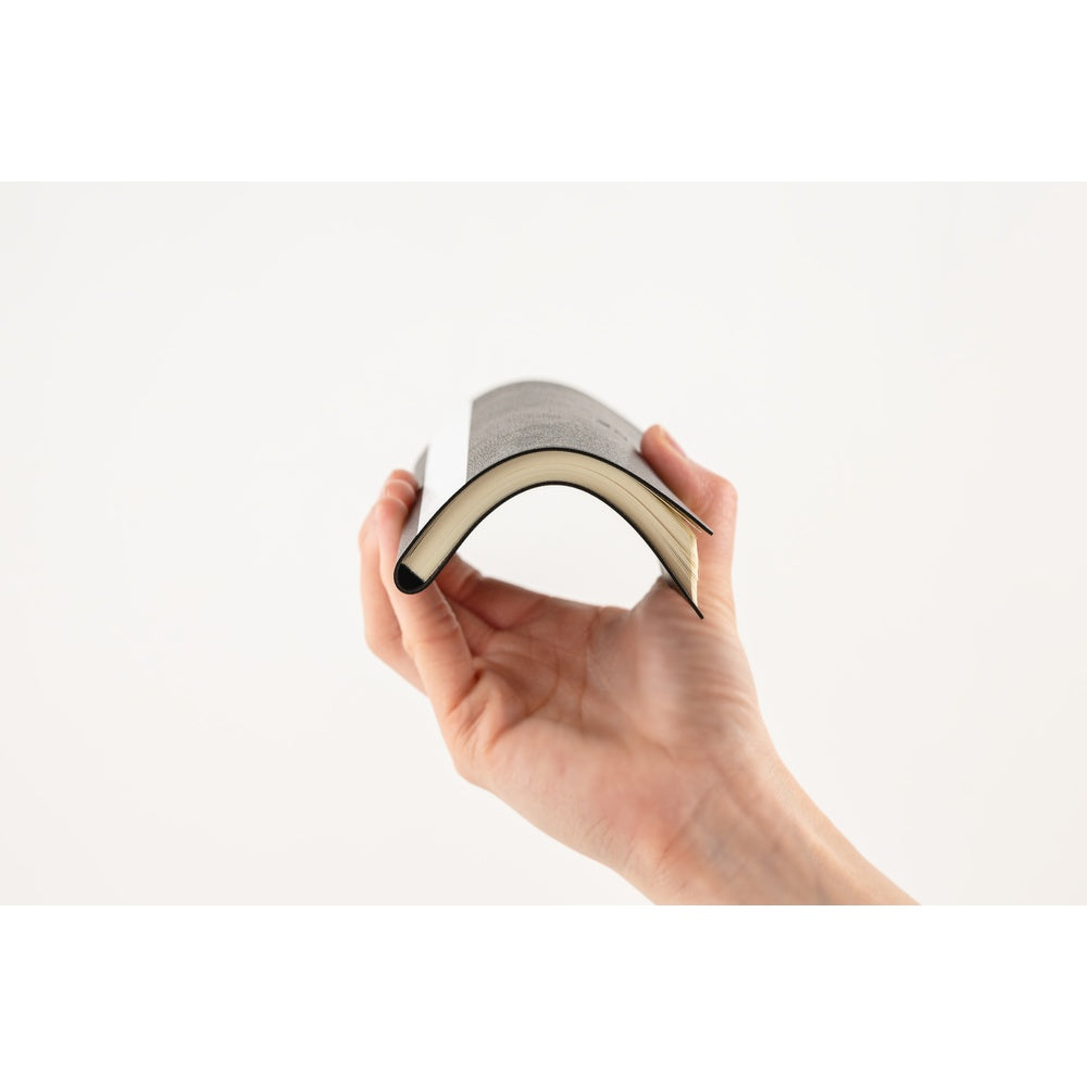 Hobonichi Techo 2026 Weeks ENG - White Line: Black