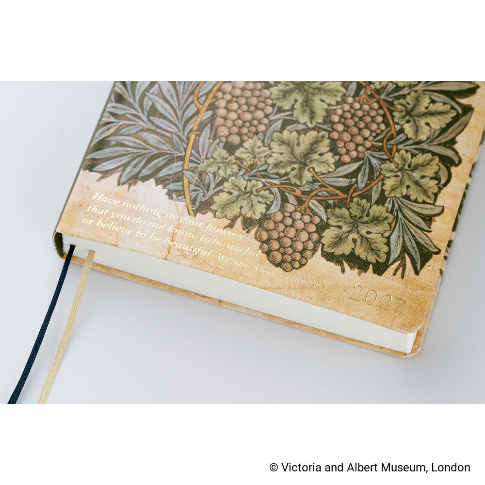 Hobonichi Techo 2027 A6 HON JPN - V&A Series: Vine