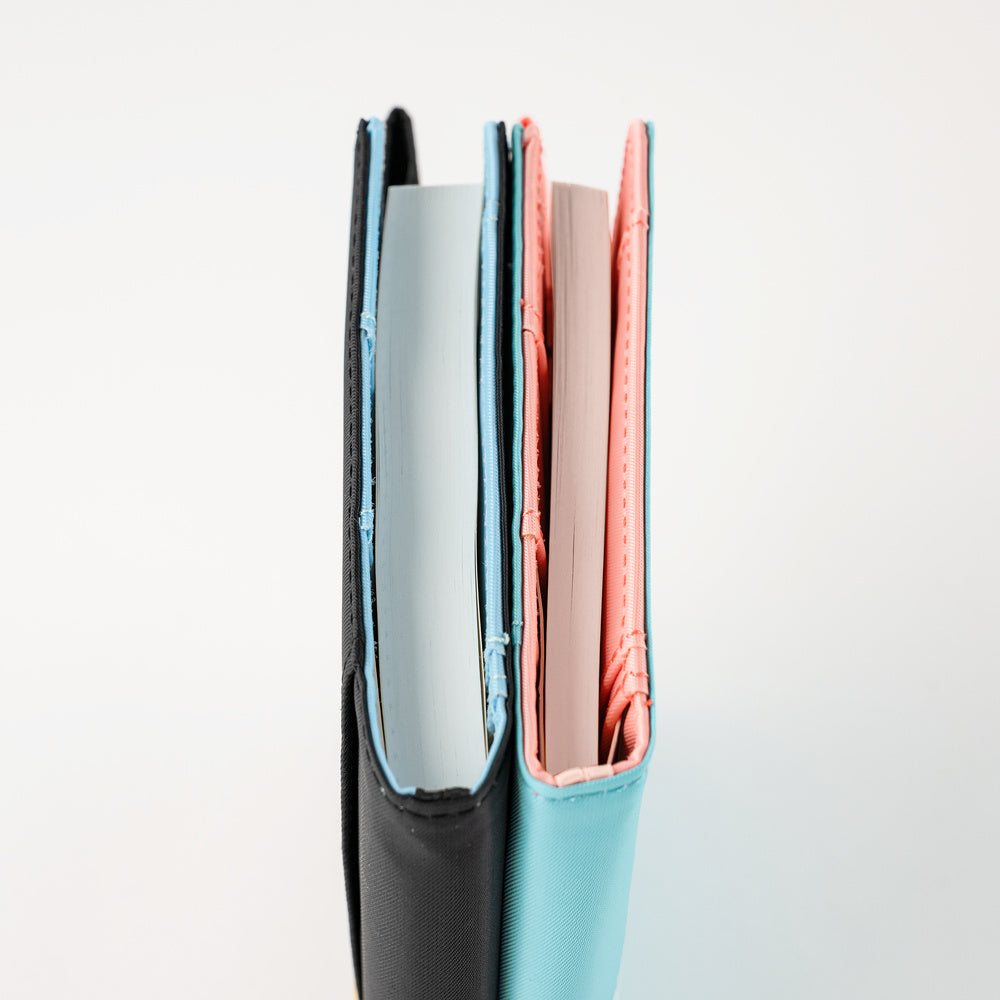 Hobonichi Techo 2027 Japanese Original Avec Books [A6 size/Daily 6-month x 2 book set/Jan start/Mon start]