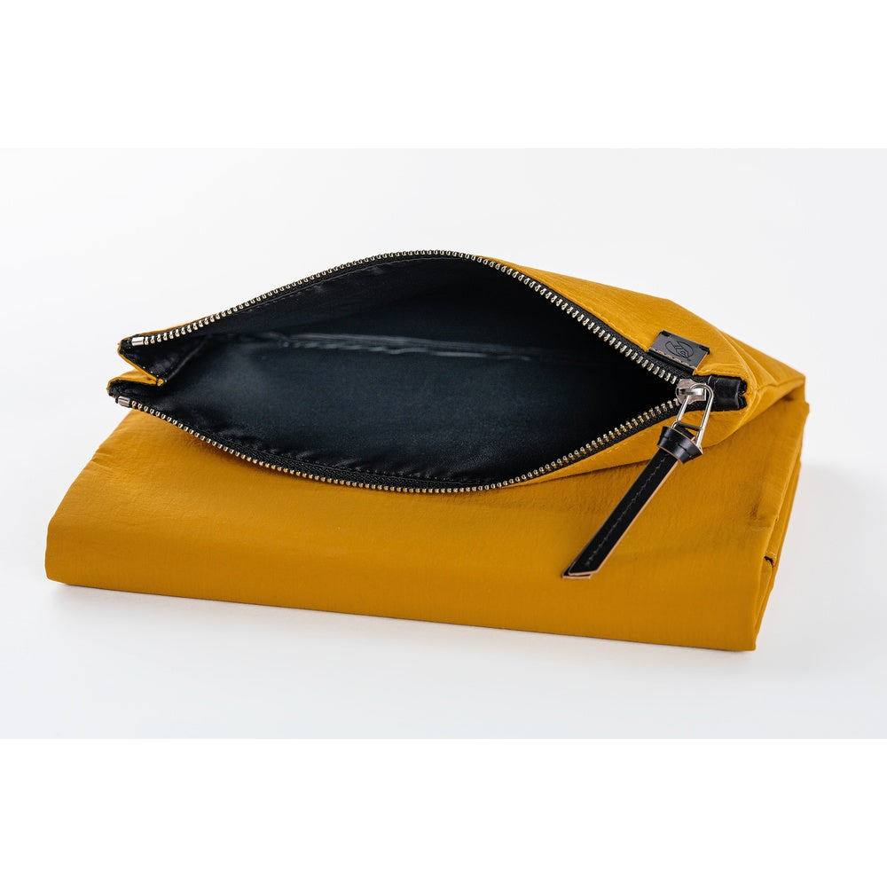 Hobonichi Techo A5 Cousins Planner Cover - Tragen: Mustard