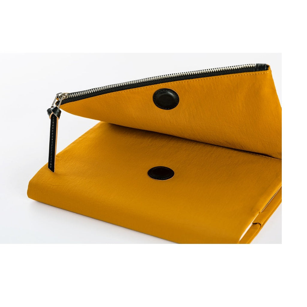 Hobonichi Techo A5 Cousins Planner Cover - Tragen: Mustard