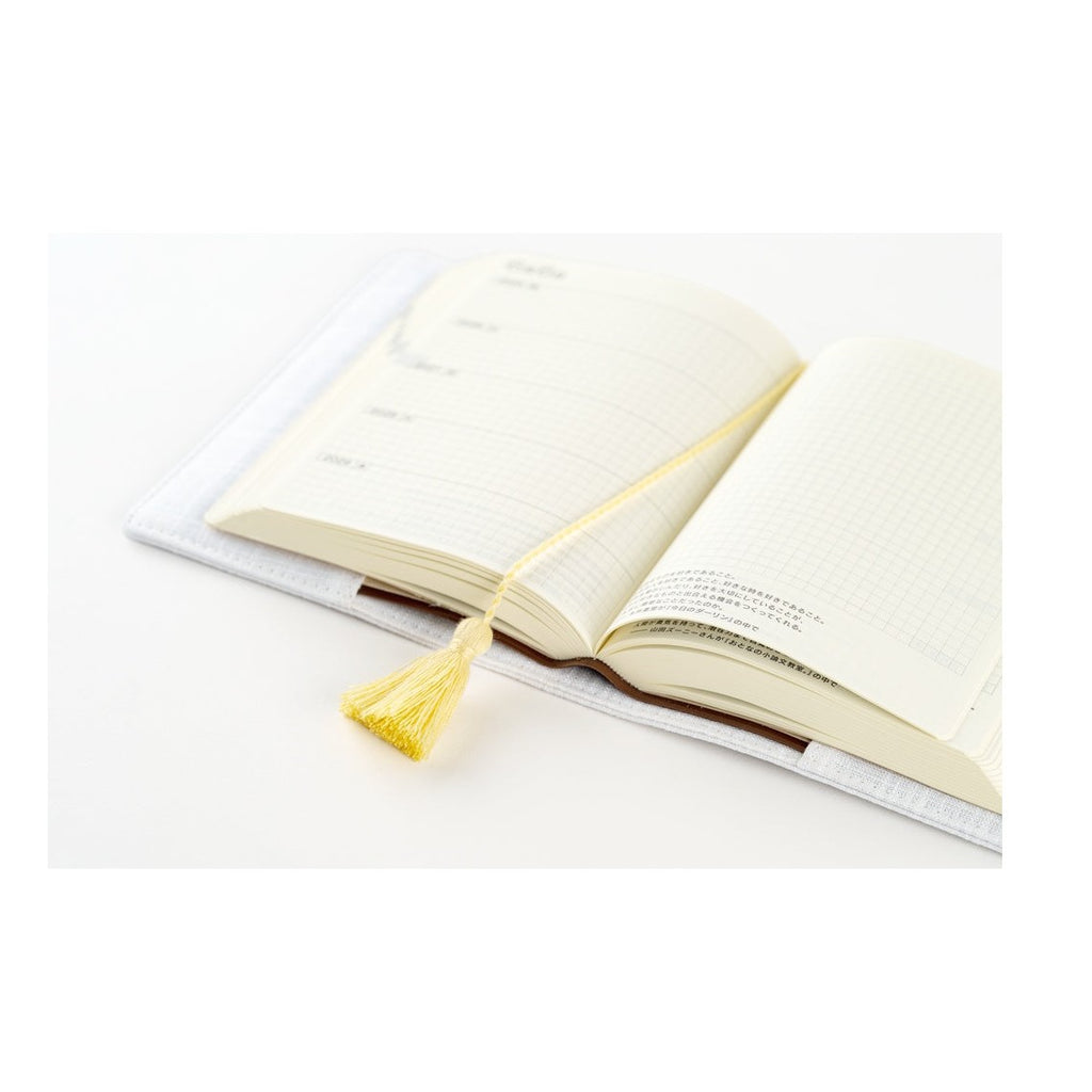 Hobonichi Techo A6 5-Year Book Gift Edition - iyo okumi: Hobonichi 5-Year Techo Gift Edition - haconiwa 2026-2030