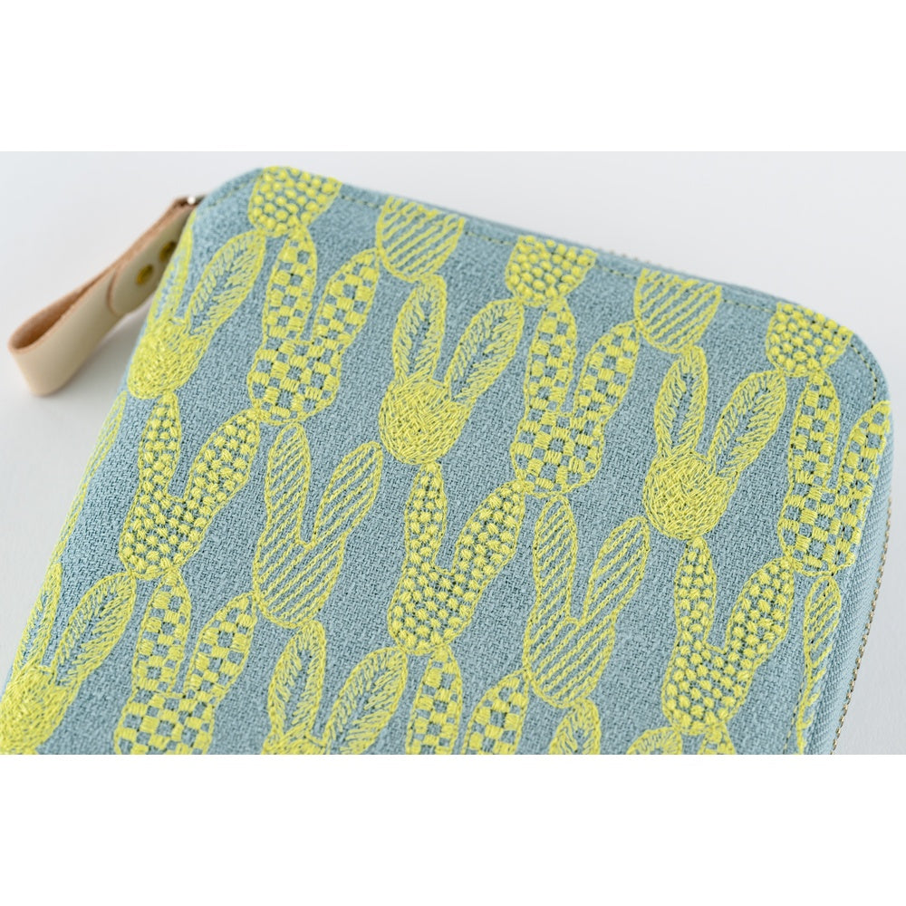 Hobonichi Techo A6 Original Planner Cover - minä perhonen: pomppia (Light Blue)