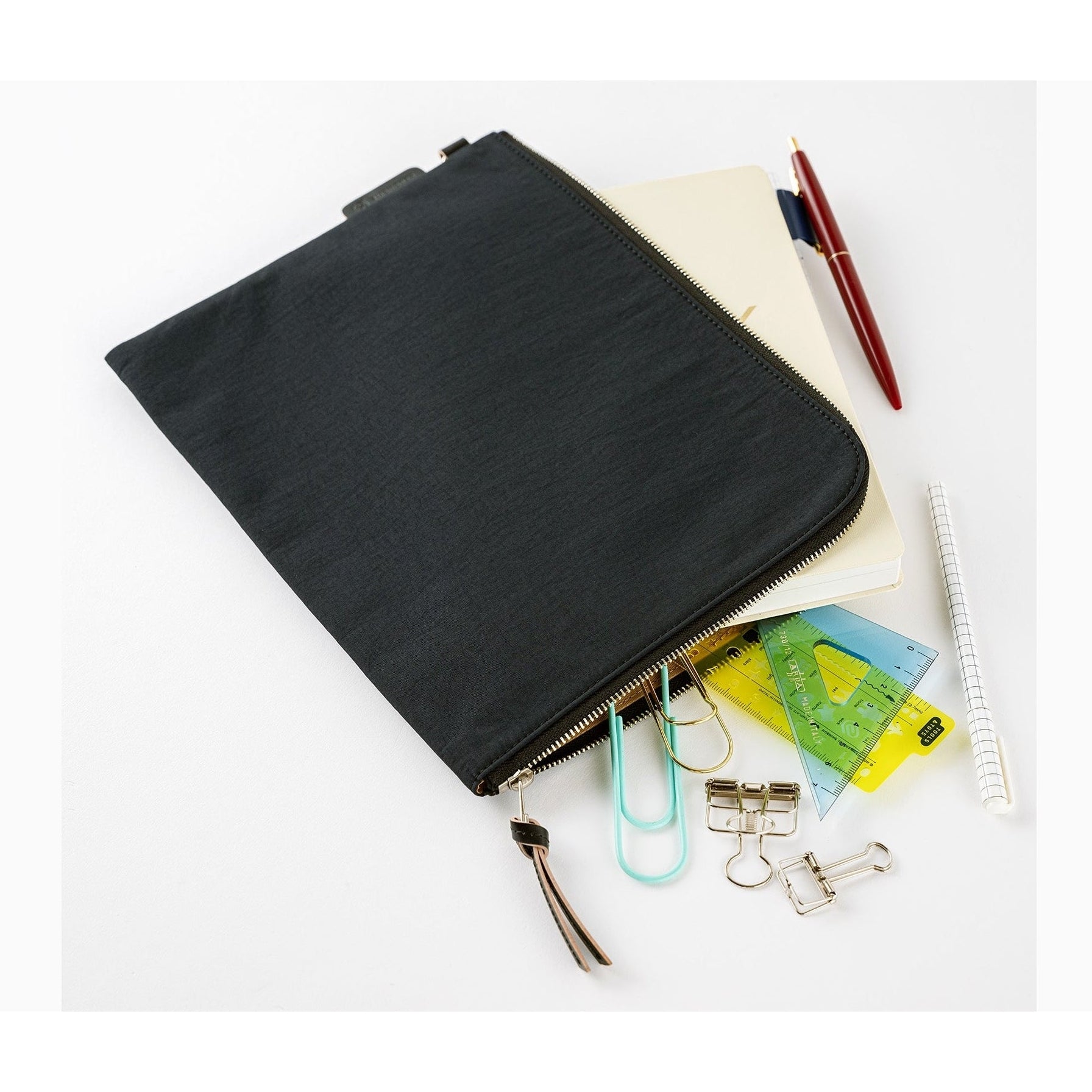 Hobonichi Techo Tragen Flat Pouch for A5 Size Black