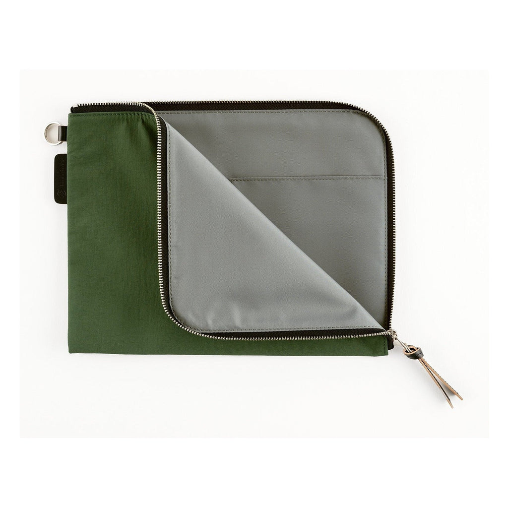 Hobonichi Techo Tragen Flat Pouch for A5 Size Green