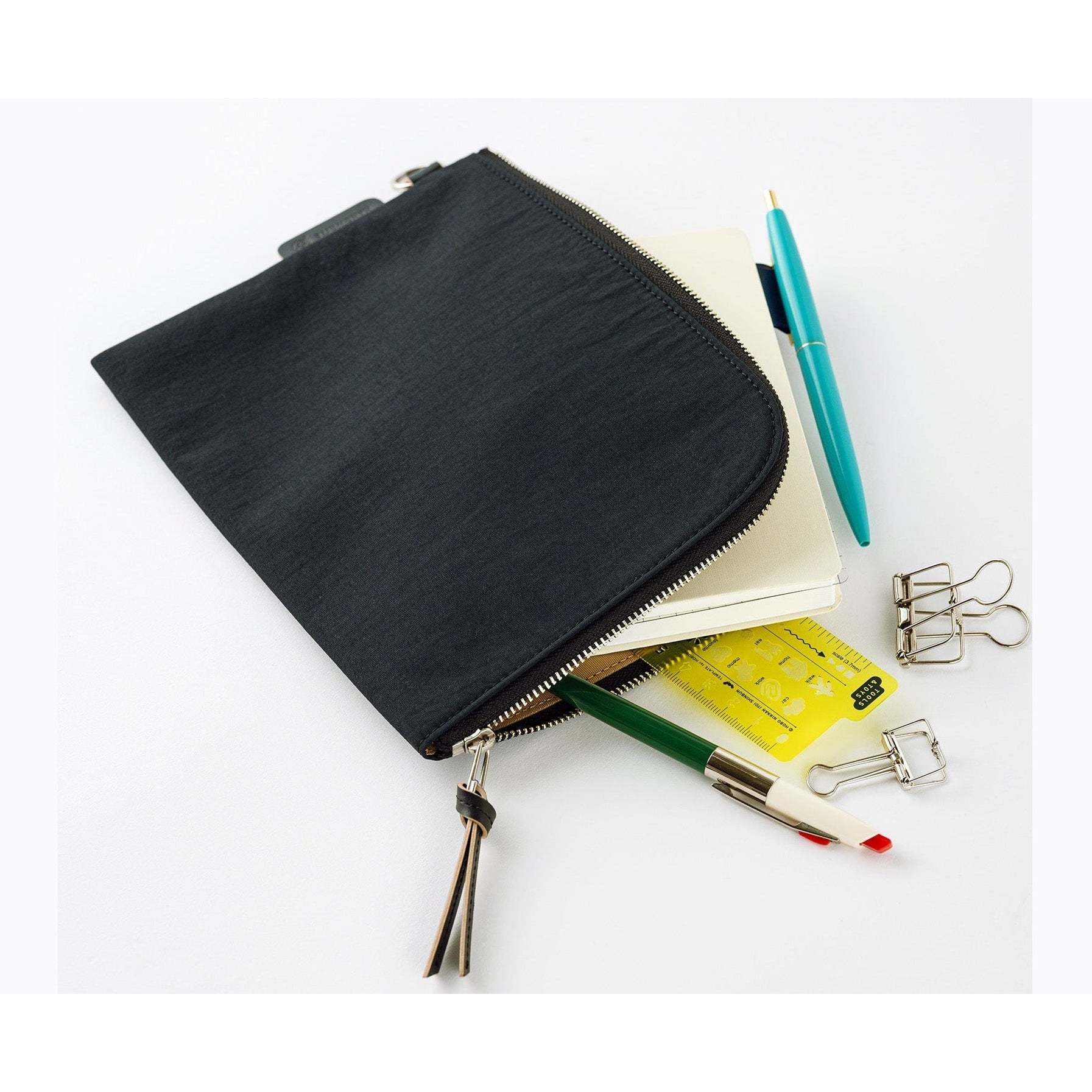 Hobonichi Techo Tragen Flat Pouch for A6 Size Black