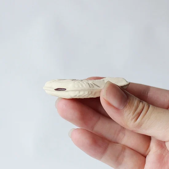 Ihoshiro Azuki Taiyaki Chopstick Rest