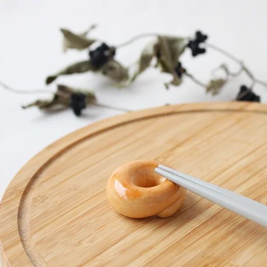 Ihoshiro Bagel Chopstick Rest