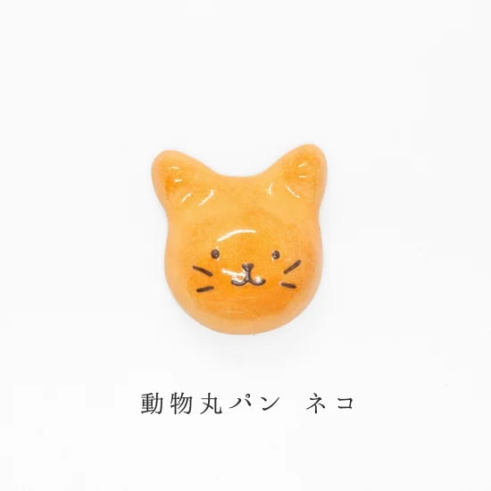 Ihoshiro Cat-Shaped Bun Chopstick Rest
