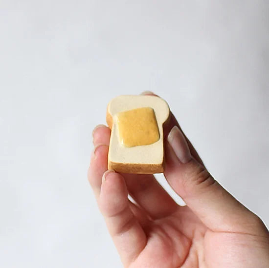 Ihoshiro Cheese Toast Chopstick Rest