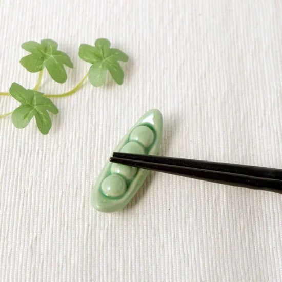 Ihoshiro Edamame Chopstick Rest