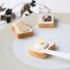 Ihoshiro Fried Egg Toast Chopstick Rest