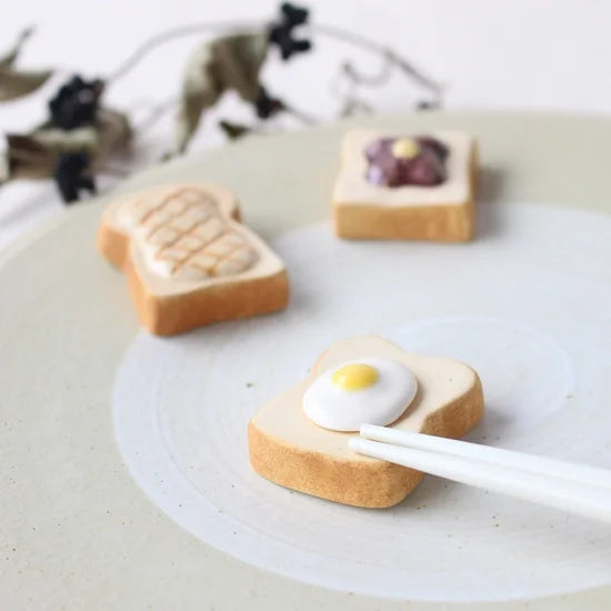 Ihoshiro Fried Egg Toast Chopstick Rest