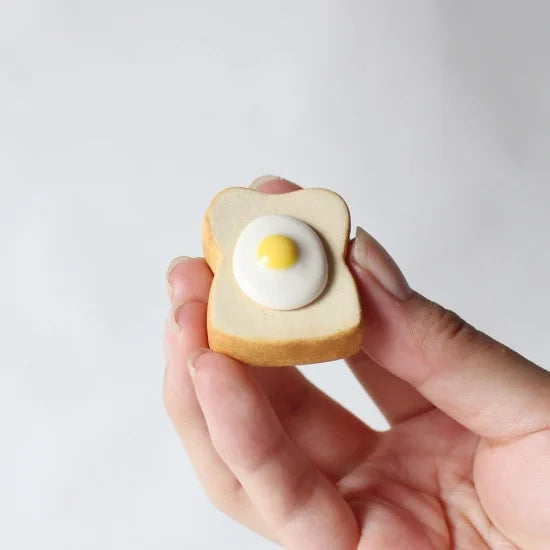Ihoshiro Fried Egg Toast Chopstick Rest