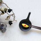 Ihoshiro Frypan Omelette Chopstick Rest