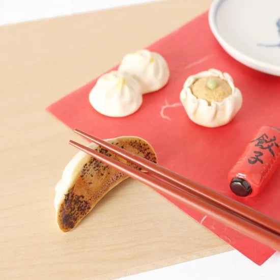 Ihoshiro Gyoza Chopstick Rest