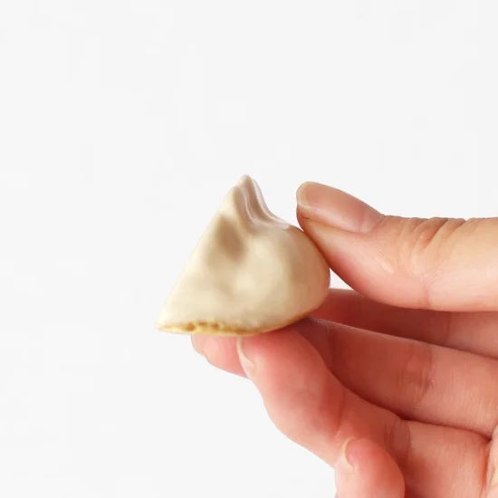 Ihoshiro Gyoza Chopstick Rest