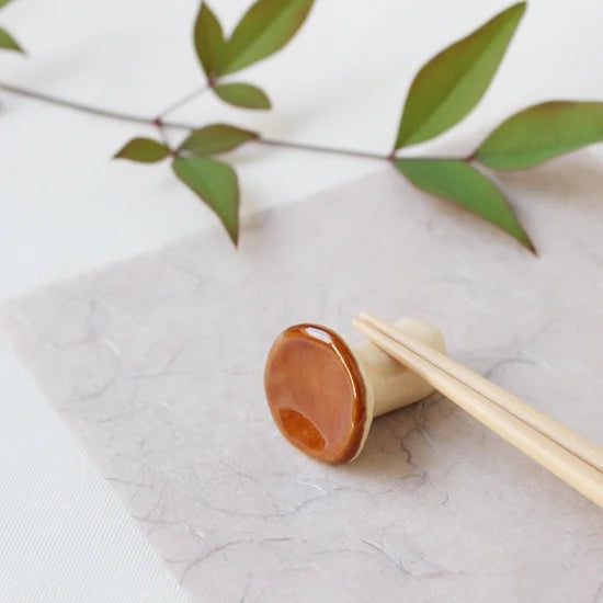 Ihoshiro Mushroom Chopstick Rest
