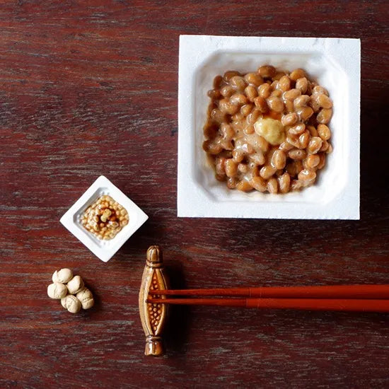 Ihoshiro Natto Chopstick Rest