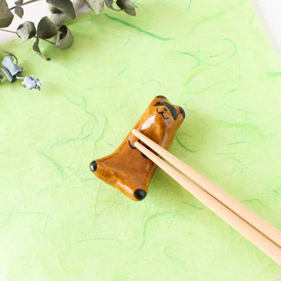 Ihoshiro Raccoon Dog Chosptick Rest