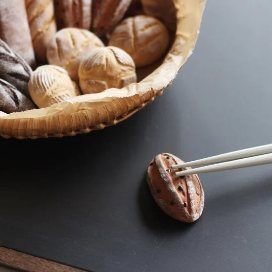 Ihoshiro Rye brown suger raisins bread Chopstick Rest