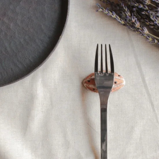 Ihoshiro Rye brown suger raisins bread Chopstick Rest