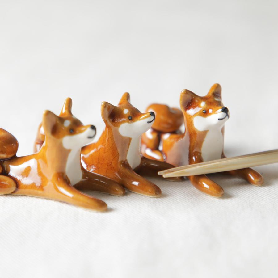 Ihoshiro Shiba Inu Chopstick Rest