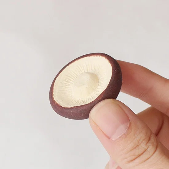 Ihoshiro Shiitake Chopstick Rest