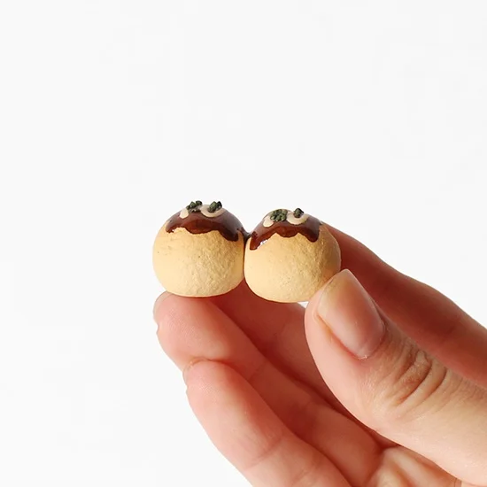 Ihoshiro Takoyaki Chopstick Rest