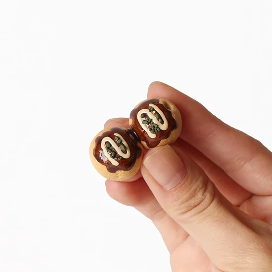 Ihoshiro Takoyaki Chopstick Rest