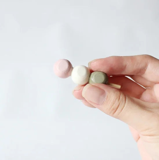 Ihoshiro Tri colour Dango Chopstick Rest
