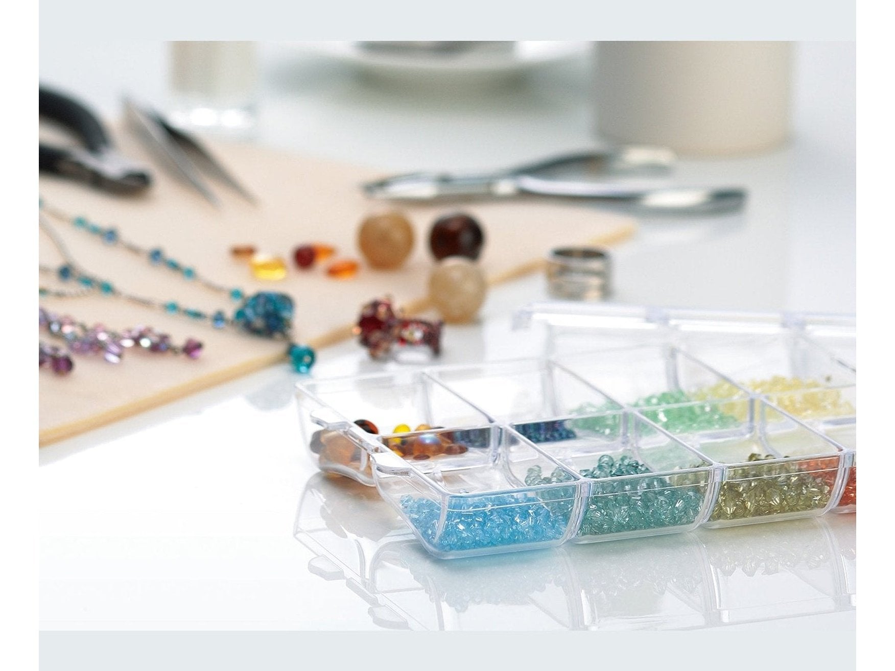 Inomata Transparent Beads Organiser Case