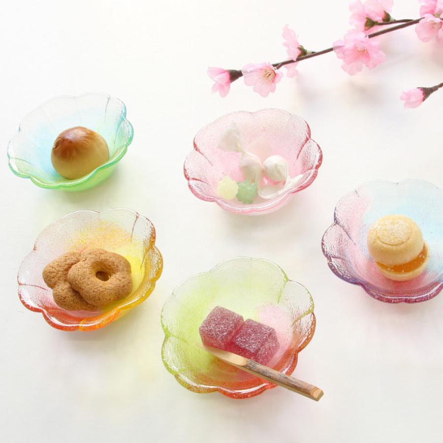 Iwasa Glass Cherry Blossom Small Bowl - Sun Sakura