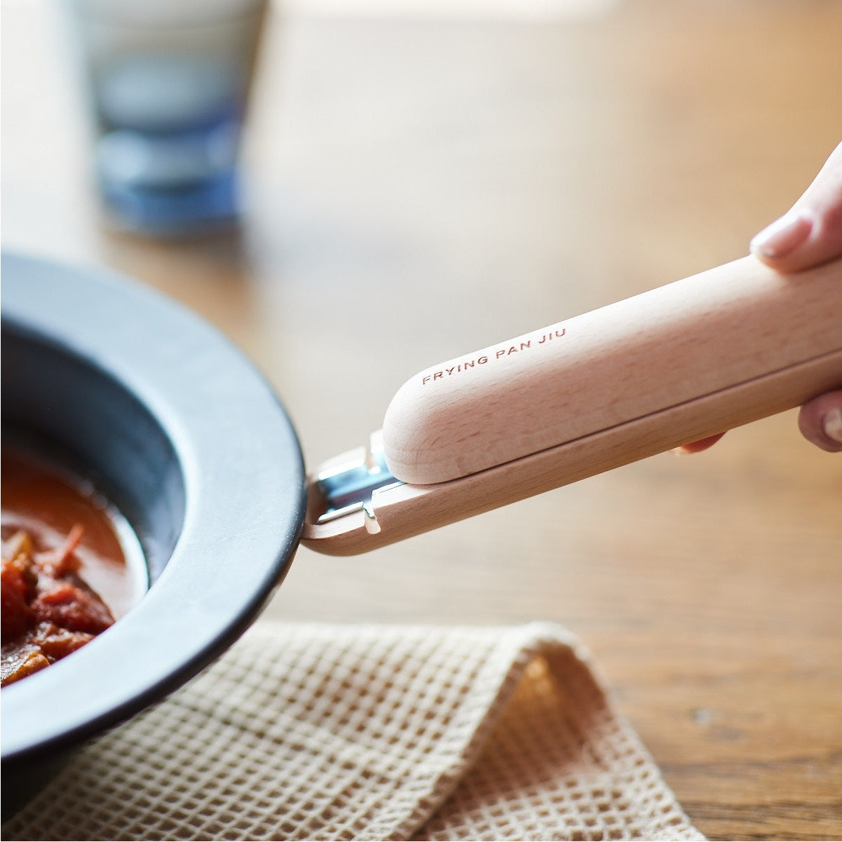 JIU Frying Deep Pan Pot Ｍ with Beech Handle Set