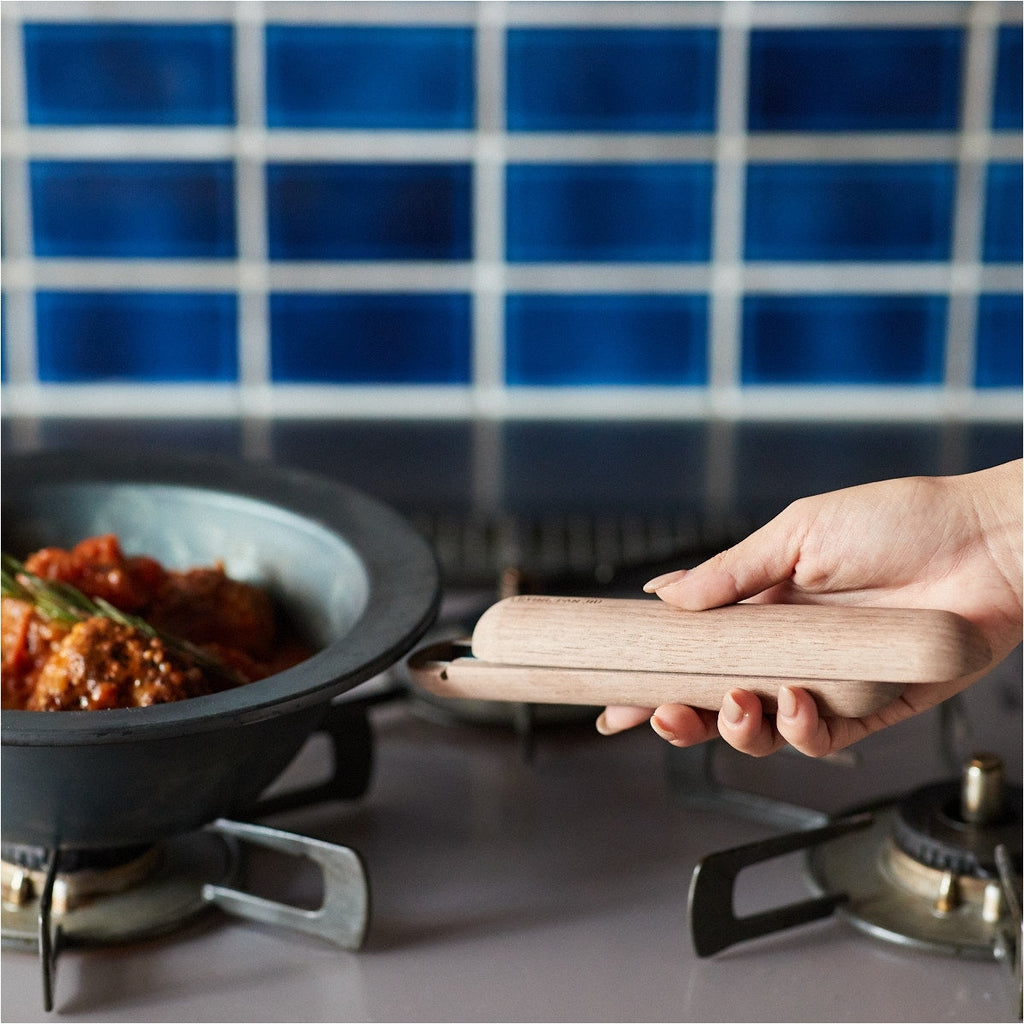 JIU Frying Pan Walnut Handle