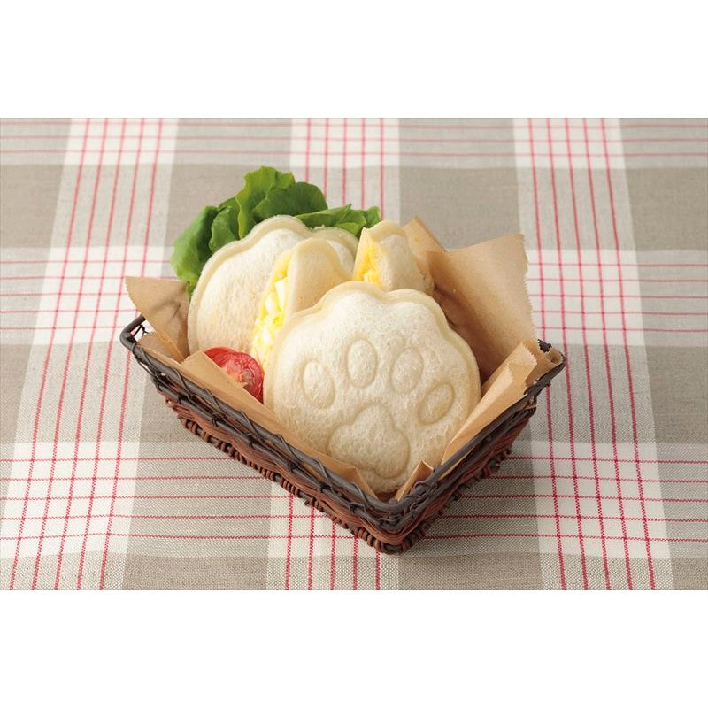 Kai Nyammy Cat Paw Sandwich Mould