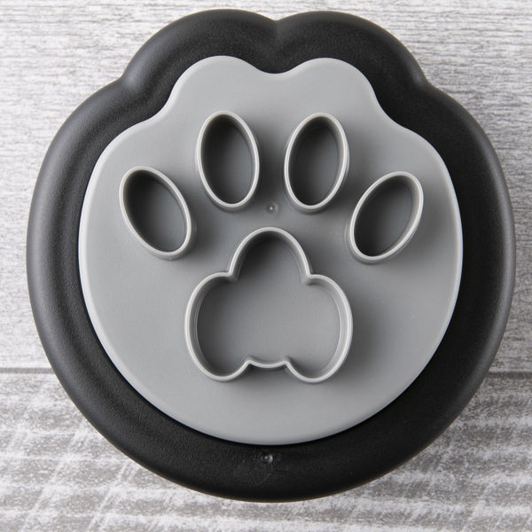 Kai Nyammy Cat Paw Sandwich Mould