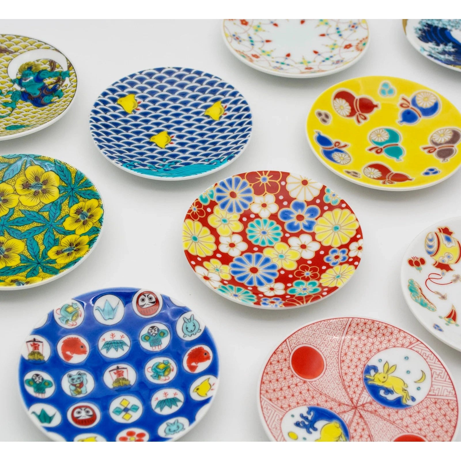 Kutani Mini Dish 9.5D - Lucky Dots